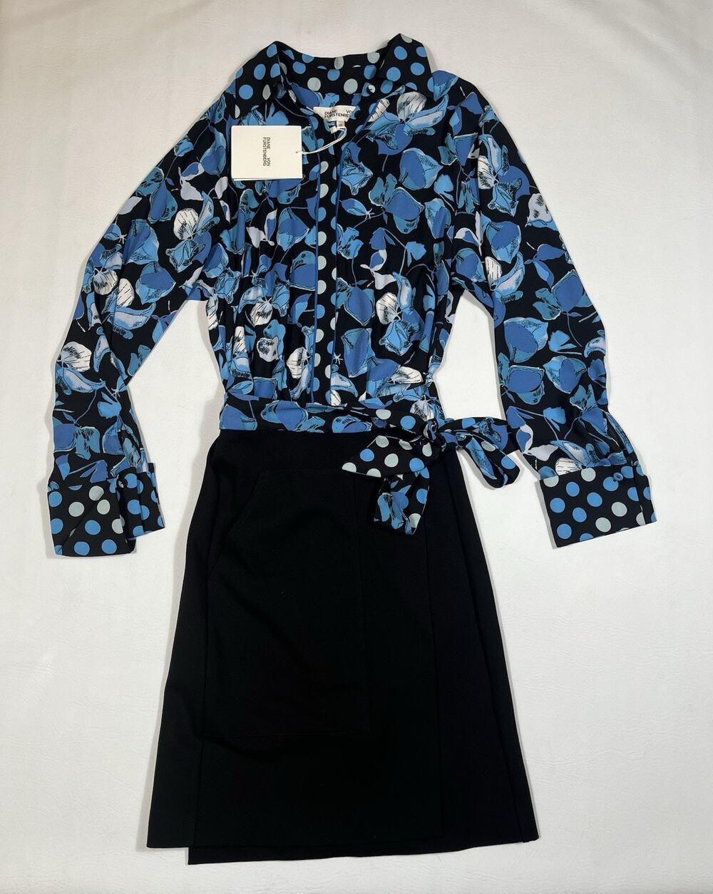 Diane von Furstenberg Olia Wrap Dress Womens XS Blue Floral